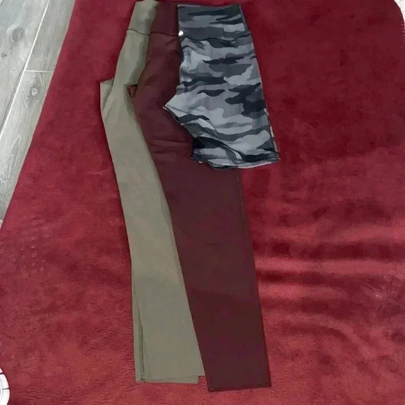 Aerie chill play move leggings (bundle) - Picture 1 of 6